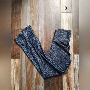 Zyia 'Scrunchy what' leggings